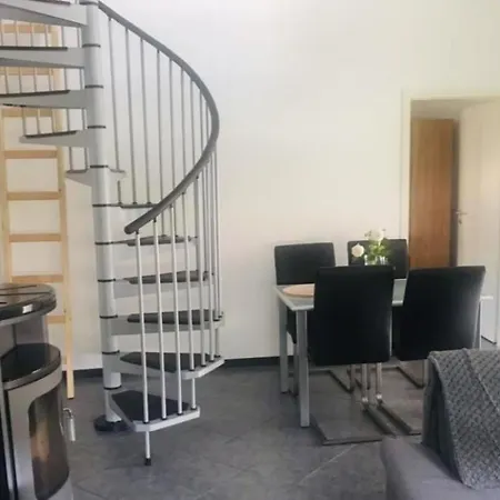 Vakantiehuis Modernes Sauerblick *