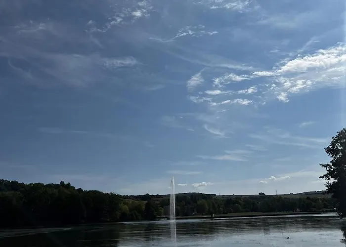 Modernes Sauerblick Nyaraló *