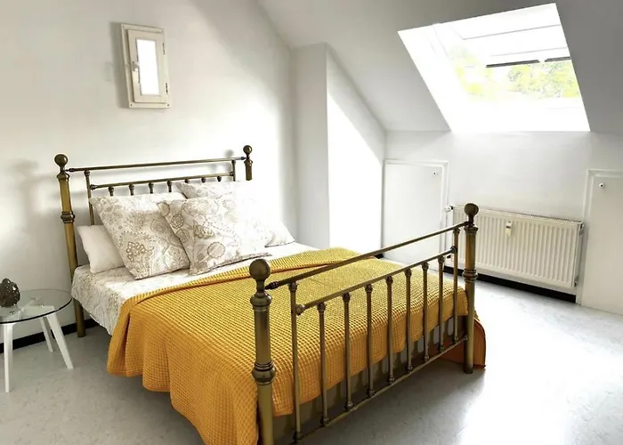 Modernes Sauerblick Nyaraló *